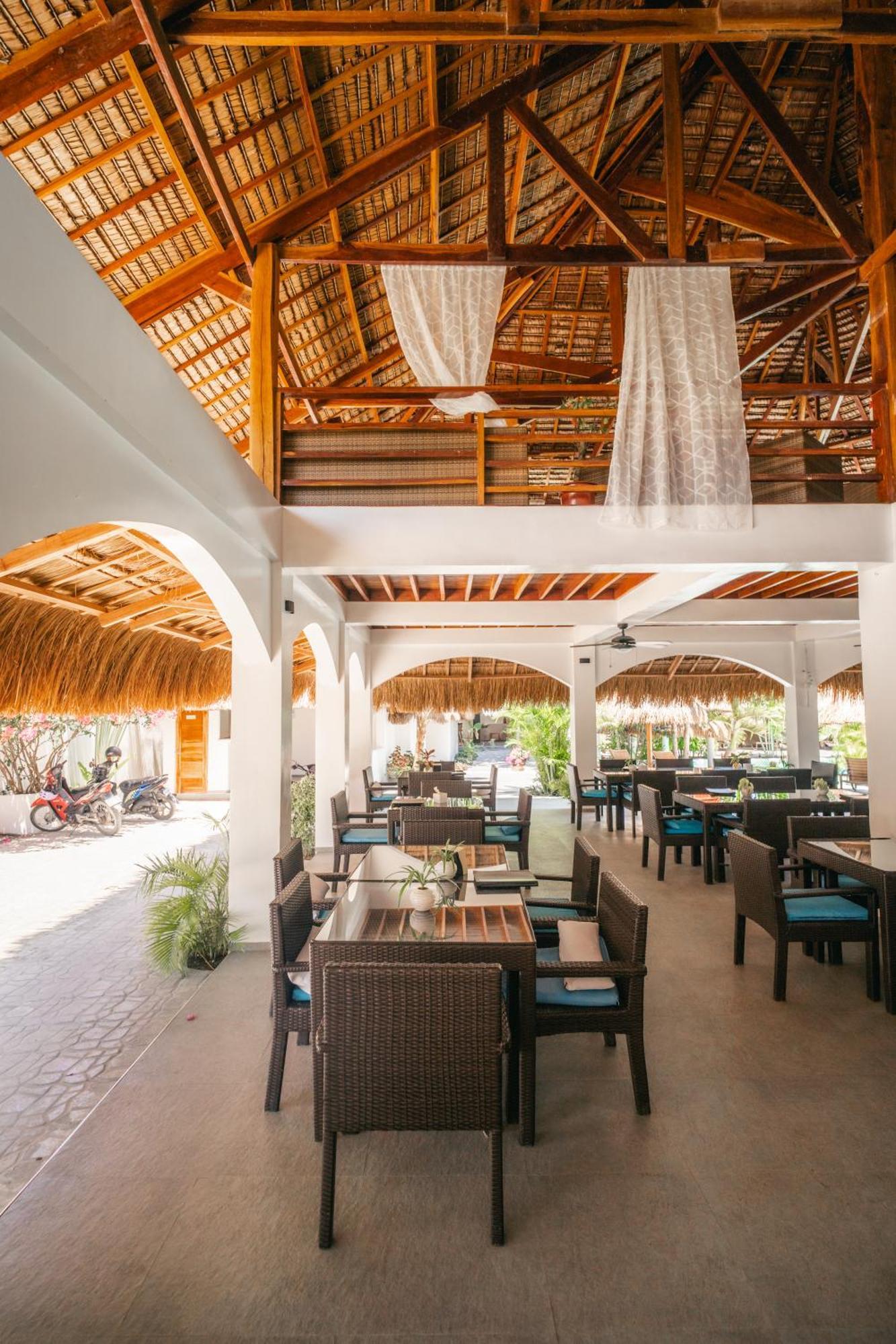 Secret Paradise Moalboal Ngoại thất bức ảnh