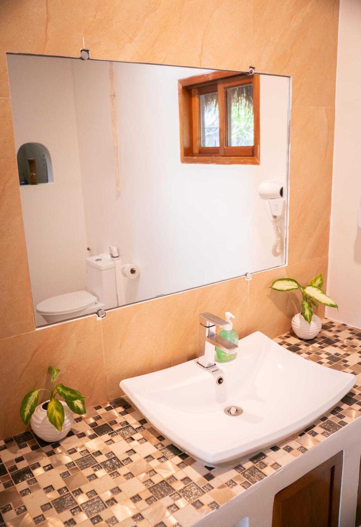 Secret Paradise Moalboal Ngoại thất bức ảnh