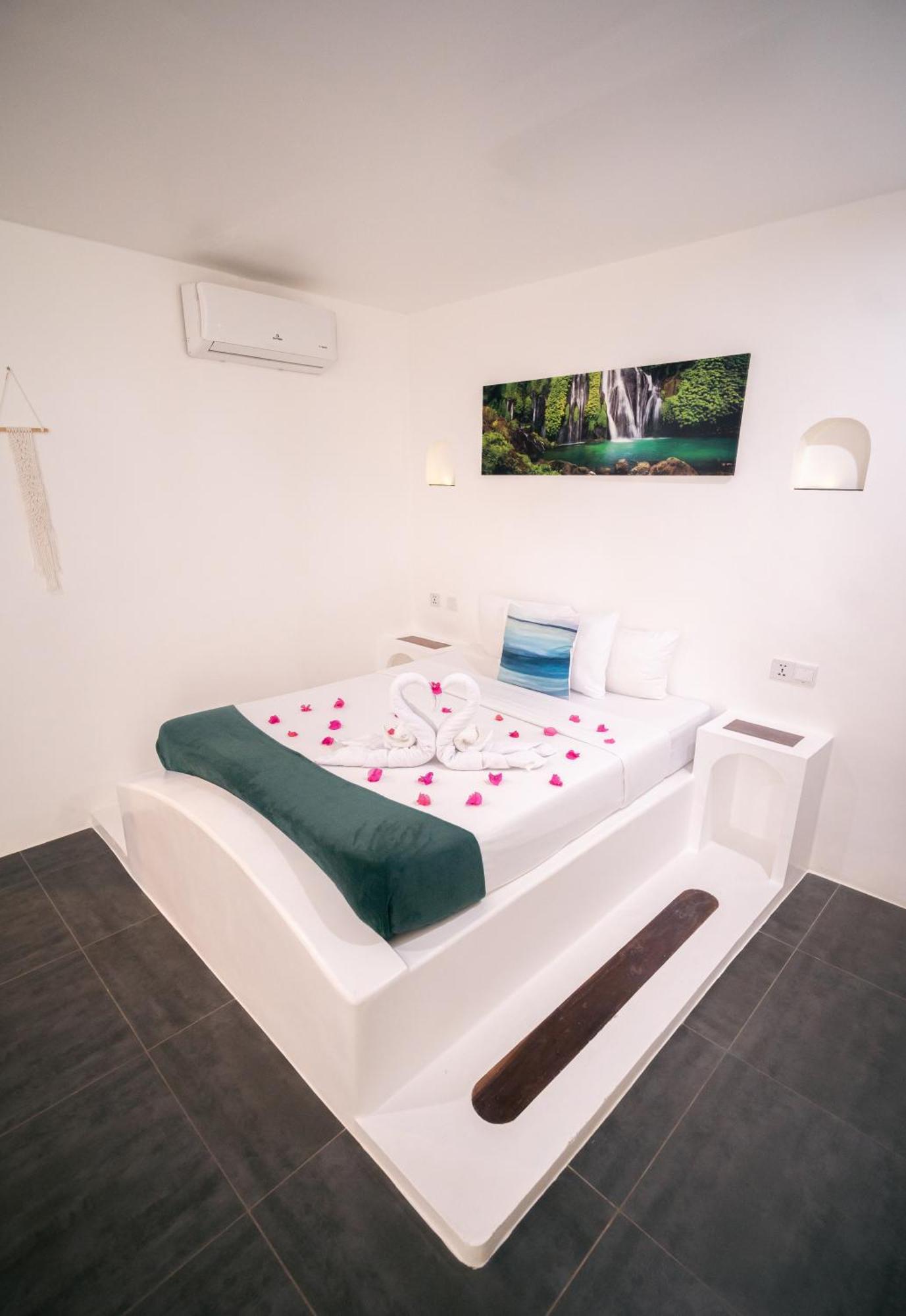 Secret Paradise Moalboal Ngoại thất bức ảnh